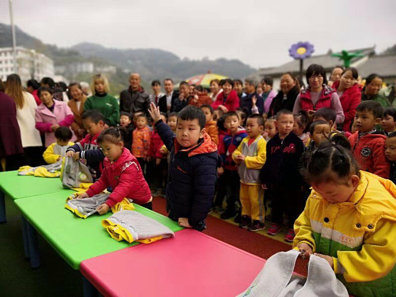 BD8F8E8F70C42104284AF6FA7E293245