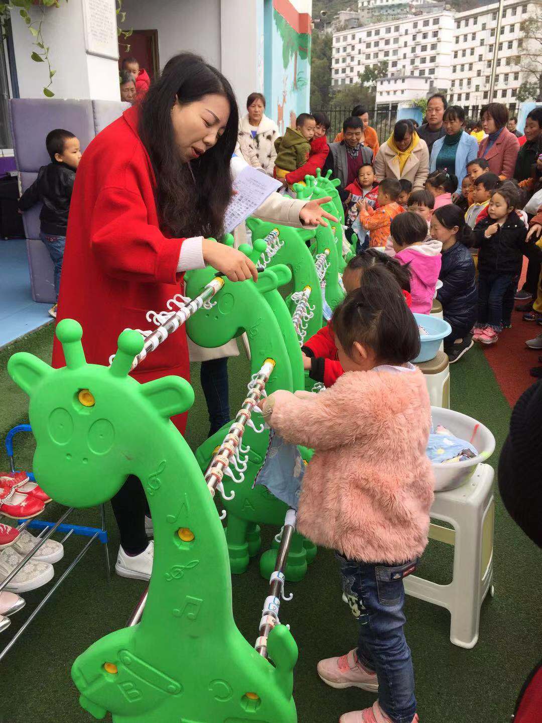 EE9AB67FFB7115249C77519DBAC4608E