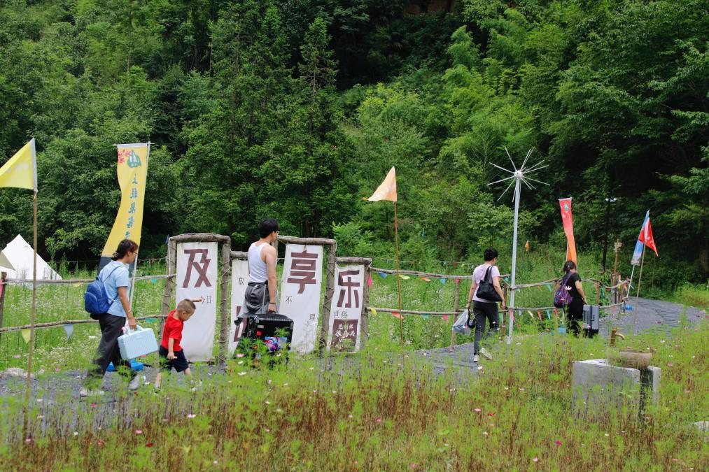 530B78058061DC2698B3428CD3DEE7DEDF50FED4_size177_w1013_h675.