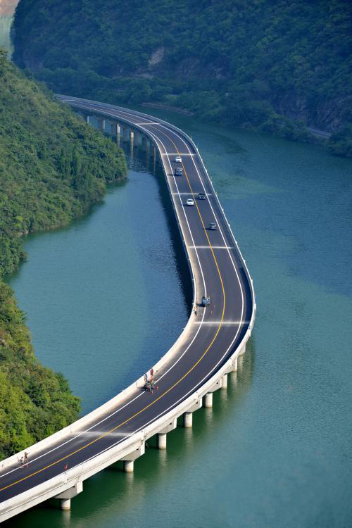 �й�����ˮ����̬������·ͨ�� 