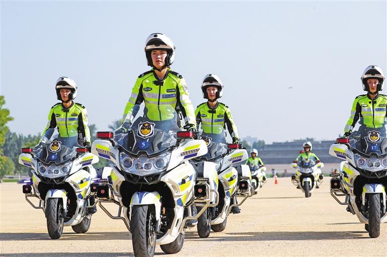 ������������Ů�������