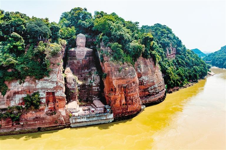 ��ɽ���¶������