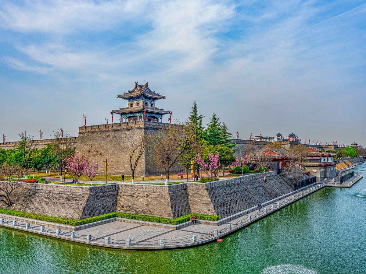 �������