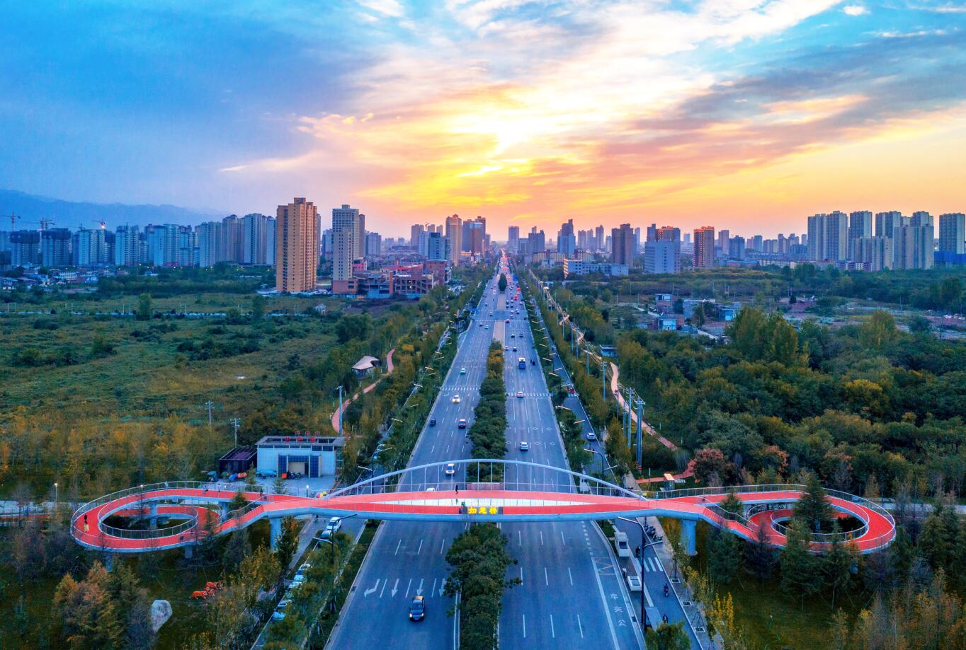 �����س� 