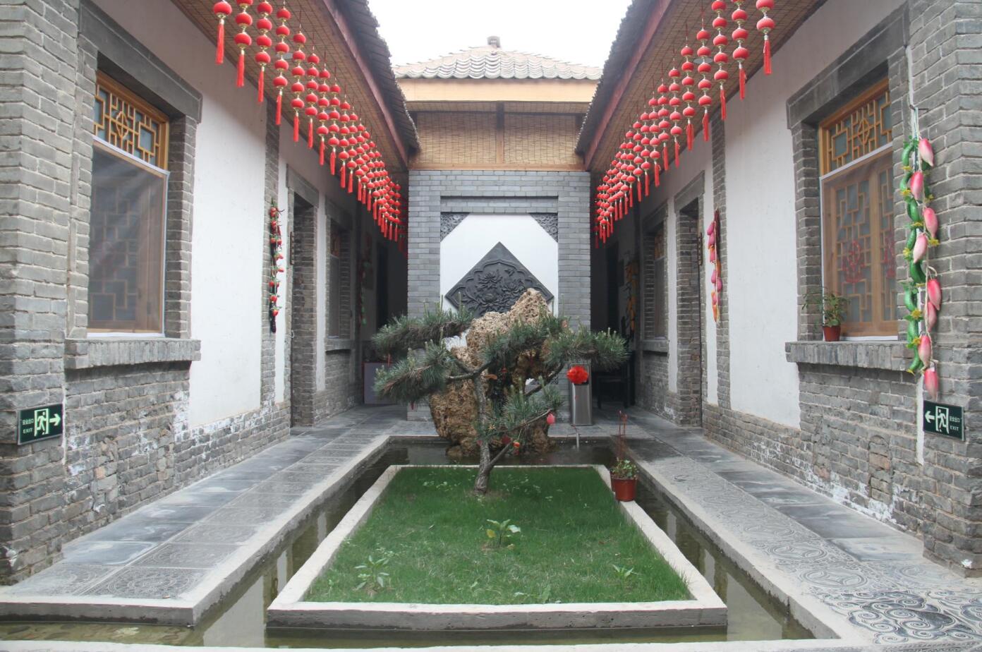 ����С����