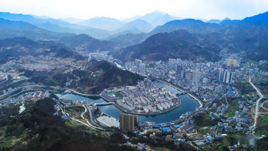 src=http _5b0988e595225.cdn.sohucs.com_images_20200511_b53d3